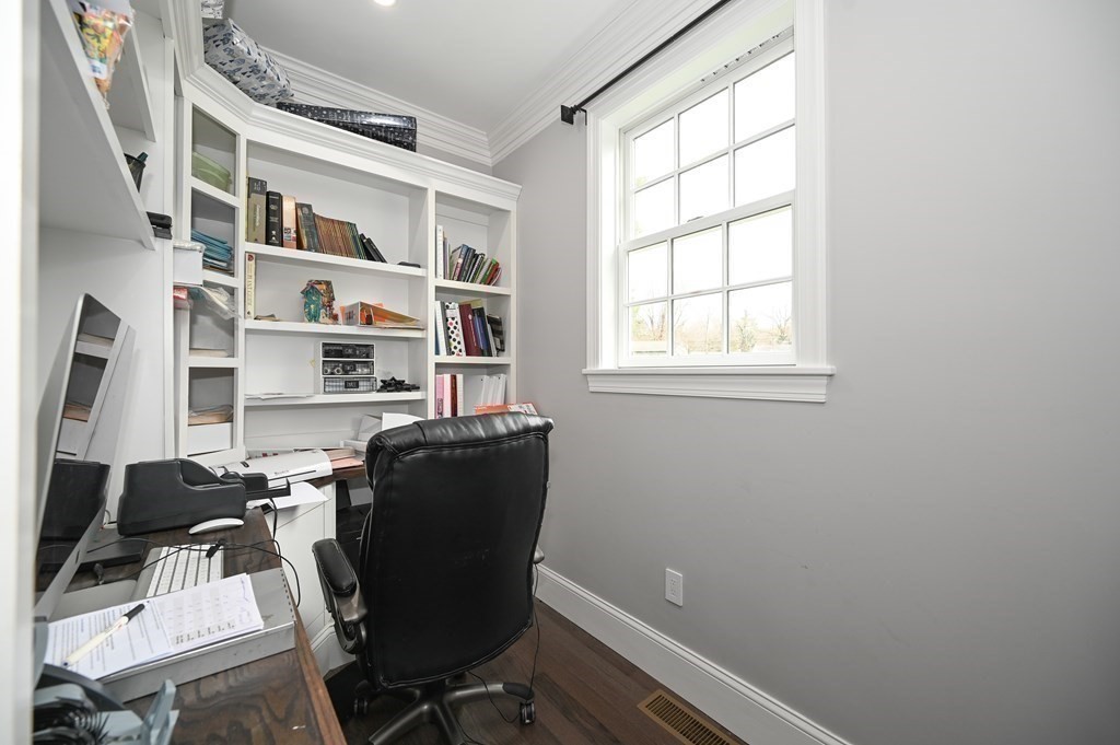 16 Travis Road Holliston, MA 01746 - Photo 25 of 36 Gallery Image 25