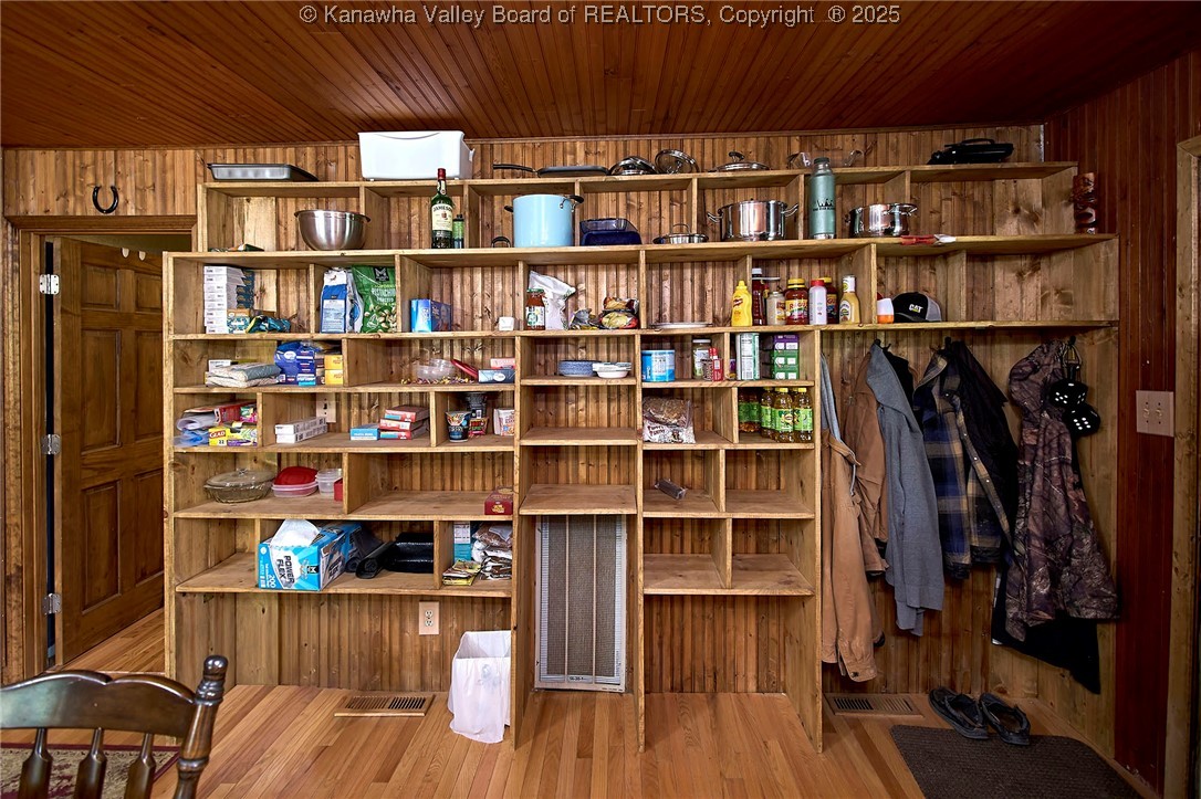 39 Stollinball Road Chapmanville, WV 25508 - Photo 5 of 50 Gallery Image 5