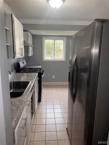 $1,200 | 211 Perthshire Road, St. Louis, MO 63137