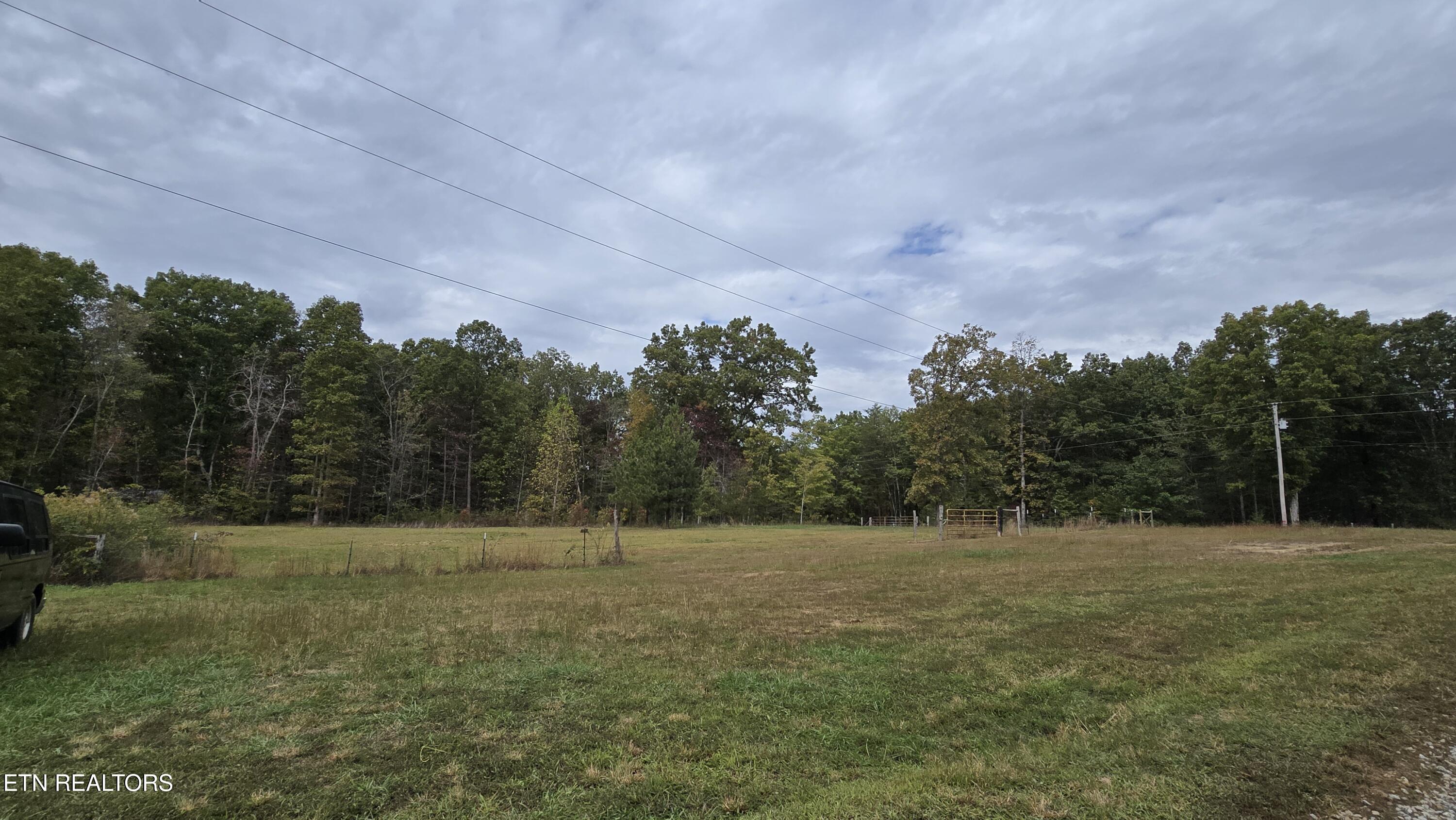 381 Grapevine Road Crossville, TN 38572 - Photo 6 of 25 20241015_110922