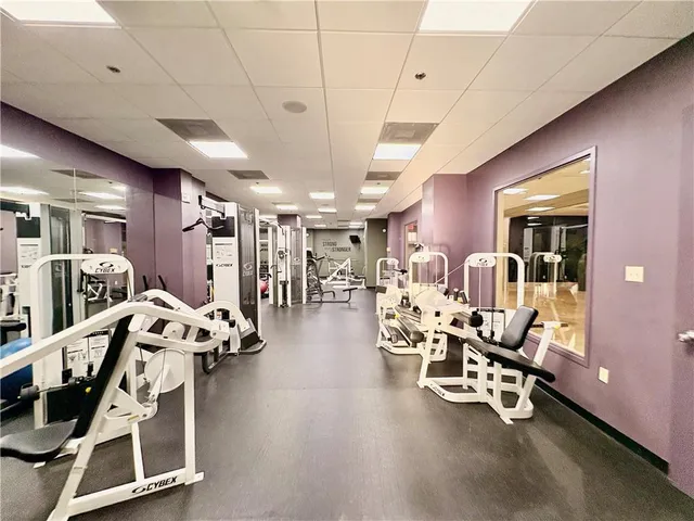 $1,750 | 1205 St Charles Avenue, Unit 1101, New Orleans, LA 70130