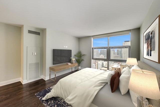 $700,000 | 545 North Dearborn Street, Unit 3204, Chicago, IL 60654