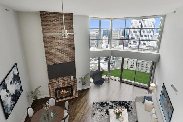$700,000 | 545 North Dearborn Street, Unit 3204, Chicago, IL 60654