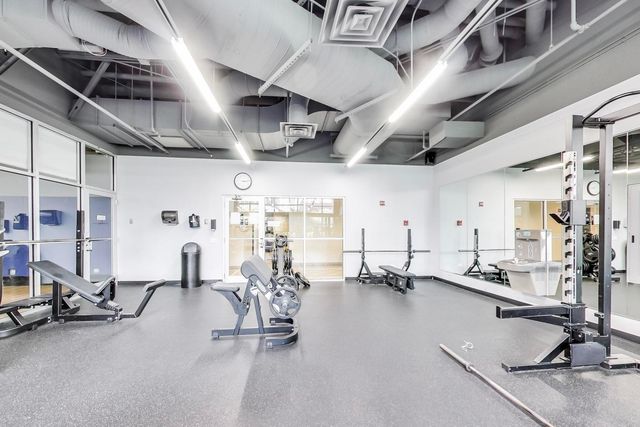 $700,000 | 545 North Dearborn Street, Unit 3204, Chicago, IL 60654