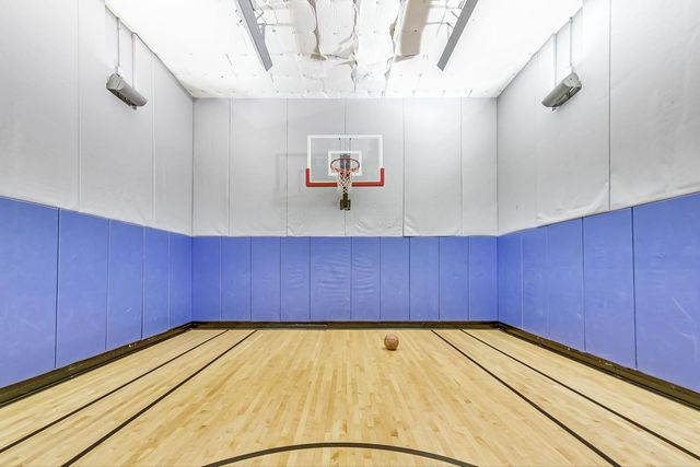 $700,000 | 545 North Dearborn Street, Unit 3204, Chicago, IL 60654