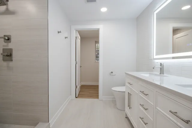 $2,500 | 1139 North Winchester Avenue, Unit G, Chicago, IL 60622