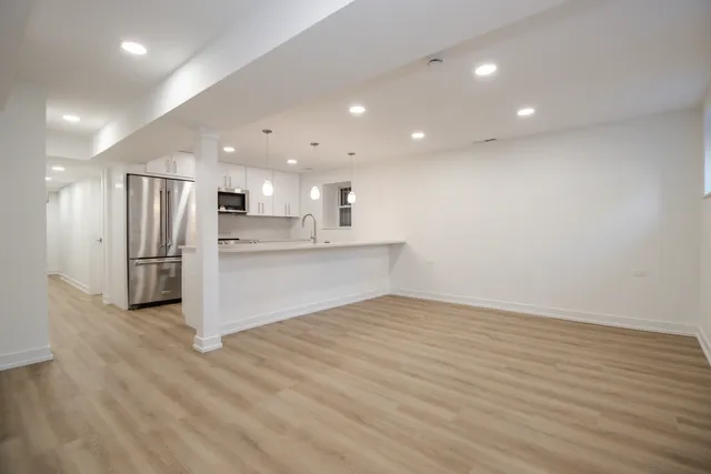 $2,500 | 1139 North Winchester Avenue, Unit G, Chicago, IL 60622