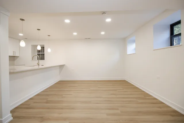 $2,500 | 1139 North Winchester Avenue, Unit G, Chicago, IL 60622