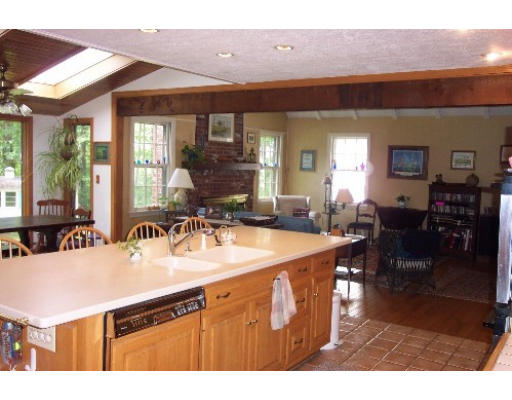 60 Birch Road Andover, MA 01810 - Photo 4 of 5 Gallery Image 4
