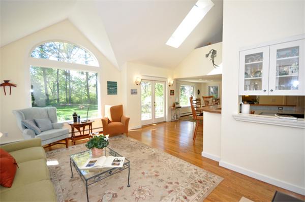 73 Nashoba Road Concord, MA 01742 - Photo 3 of 24