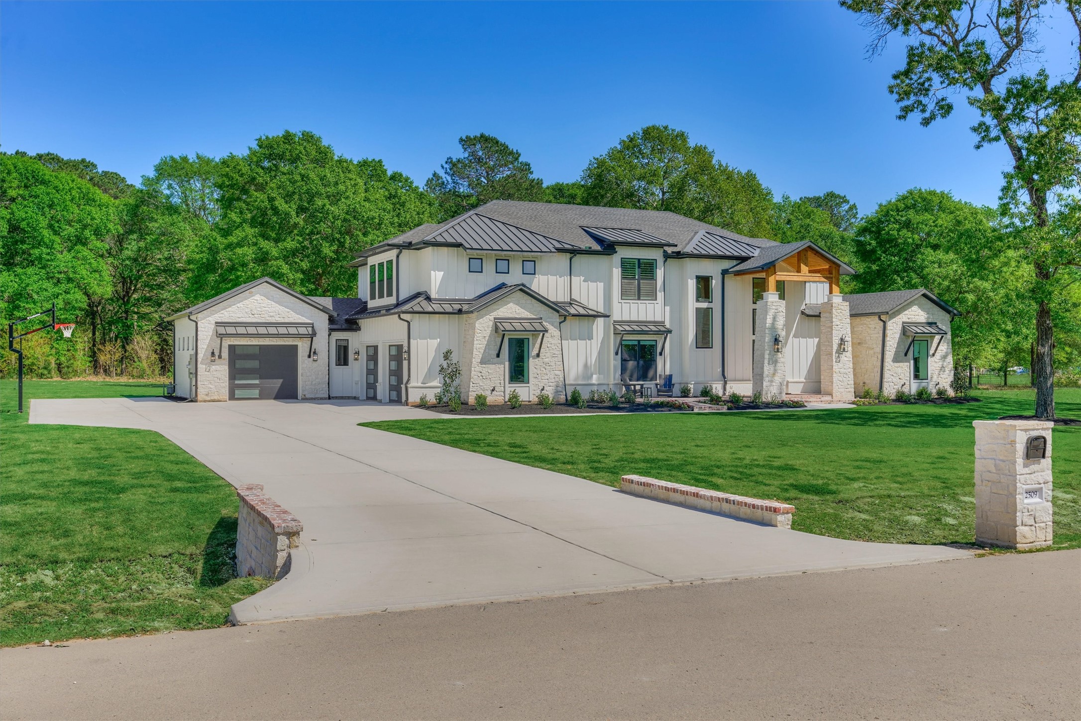 2509 Old Ranch Road Montgomery, TX 77316 - Photo 2 of 50