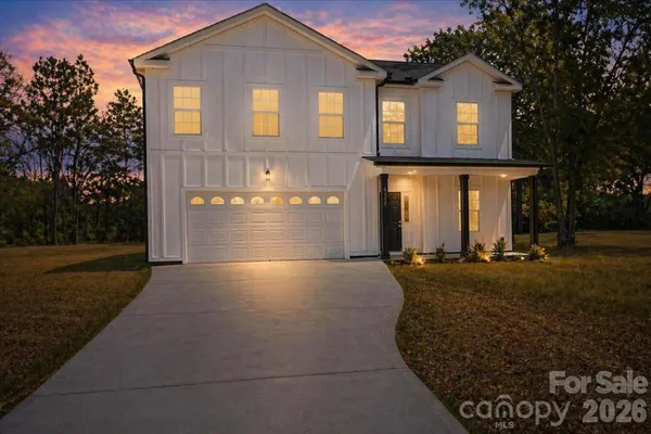 $370,000 | 439 Airport Road, Pageland, SC 29728