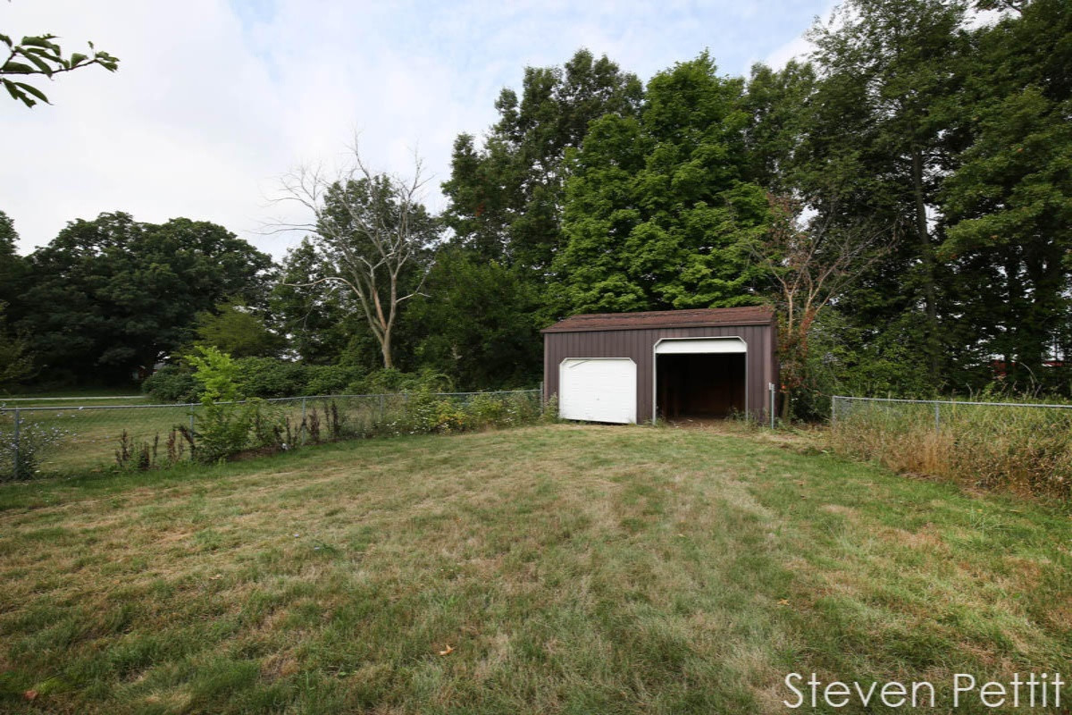 6259 Borden Road Fenwick, MI 48834 - Photo 27 of 29 490A8541