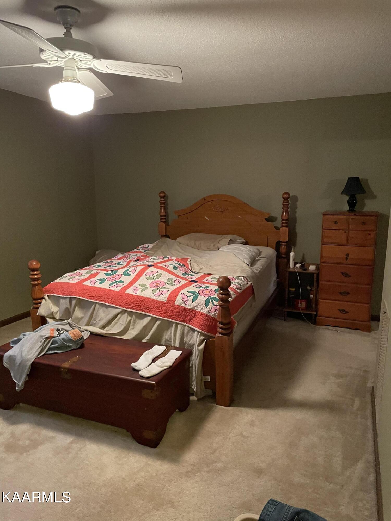 281 Sherwood Road Powell, TN 37849 - Photo 15 of 39 4CA87D48-0A77-4744-955C-AE8C9D4E4231