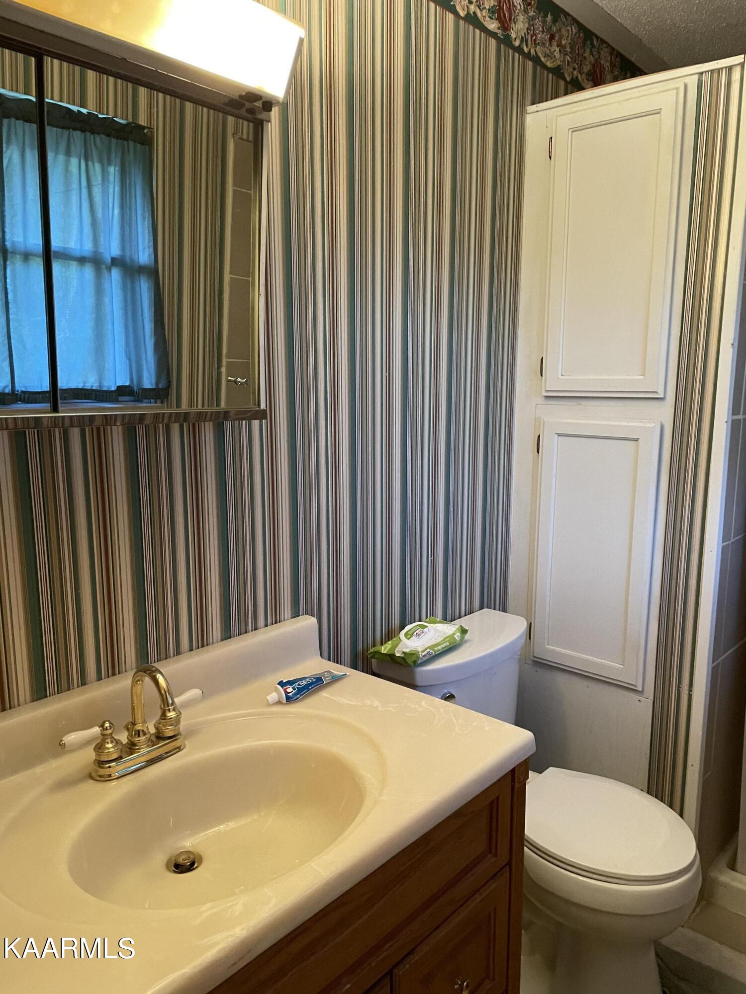 281 Sherwood Road Powell, TN 37849 - Photo 23 of 39 3E2F7C84-EBAB-4D3B-9D05-C055C0A604B2