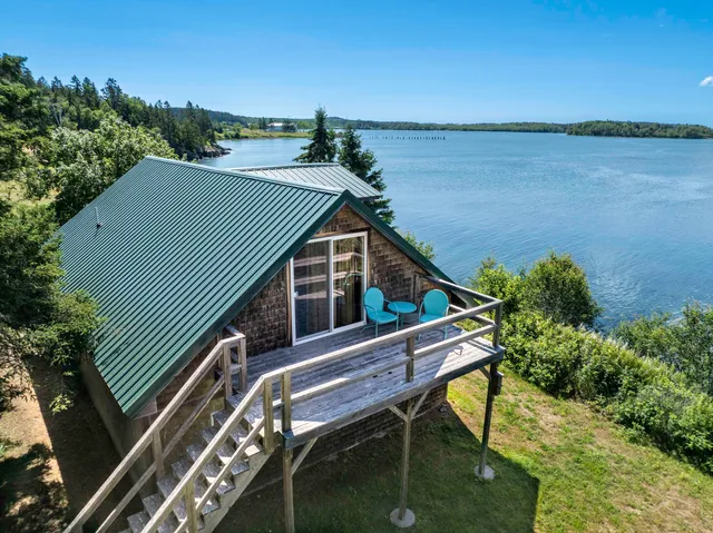 $3,475,000 | 54 Old Toll Bridge Road, Eastport, ME 04631
