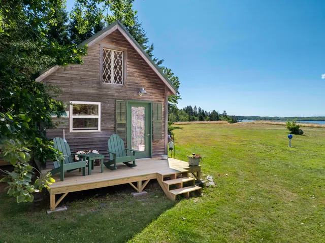 $3,475,000 | 54 Old Toll Bridge Road, Eastport, ME 04631