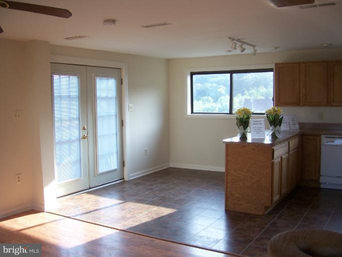 745 Old Baltimore Road Winchester, VA 22603 - Photo 18 of 30 Kitchen