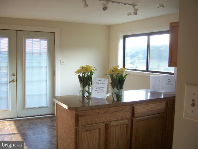 745 Old Baltimore Road Winchester, VA 22603 - Photo 20 of 30 Kitchen
