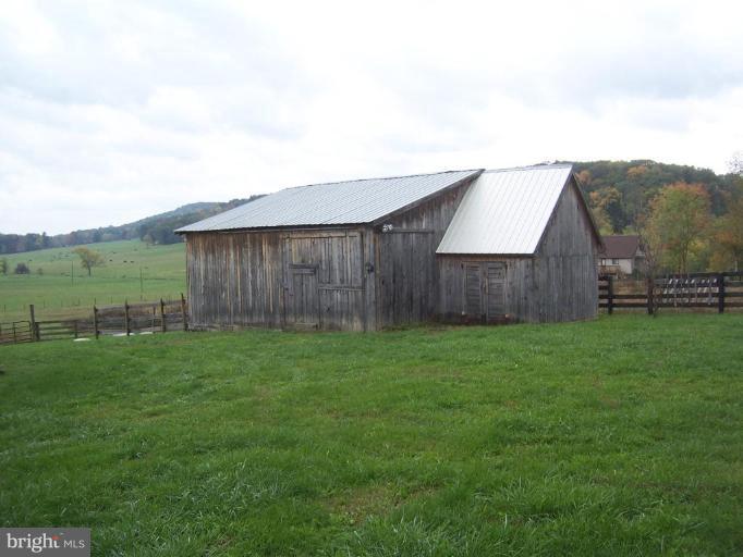 745 Old Baltimore Road Winchester, VA 22603 - Photo 5 of 30 Stable with electric