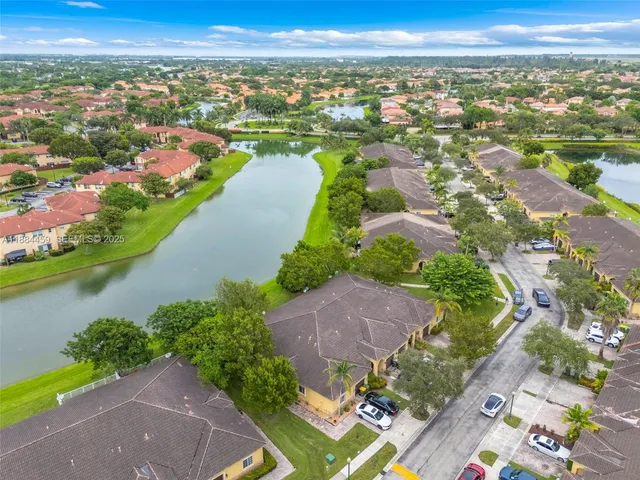 $335,000 | 3327 Northeast 11th Drive, Homestead, FL 33033