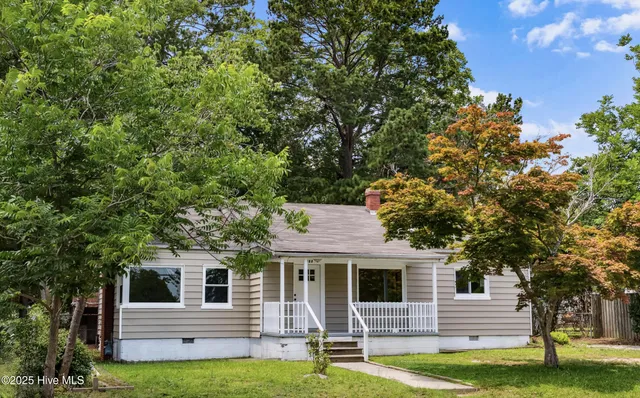 $169,900 | 208 Fairview Avenue Southwest, Wilson, NC 27893