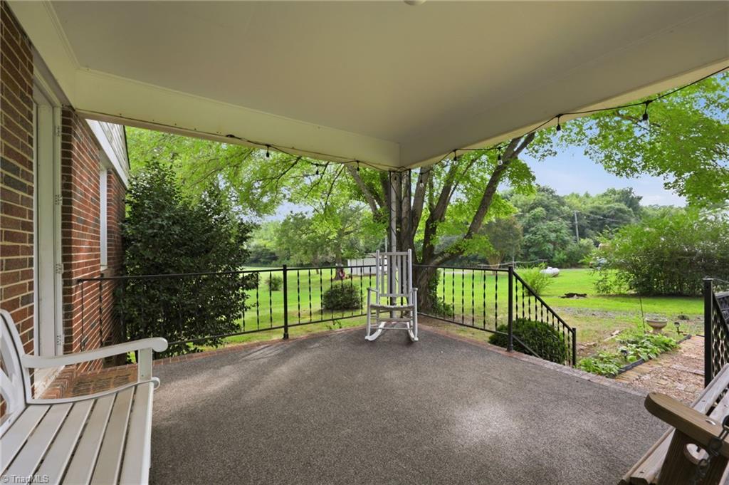 216 Underwood Road Elon, NC 27244 - Photo 3 of 20 Gallery Image 3