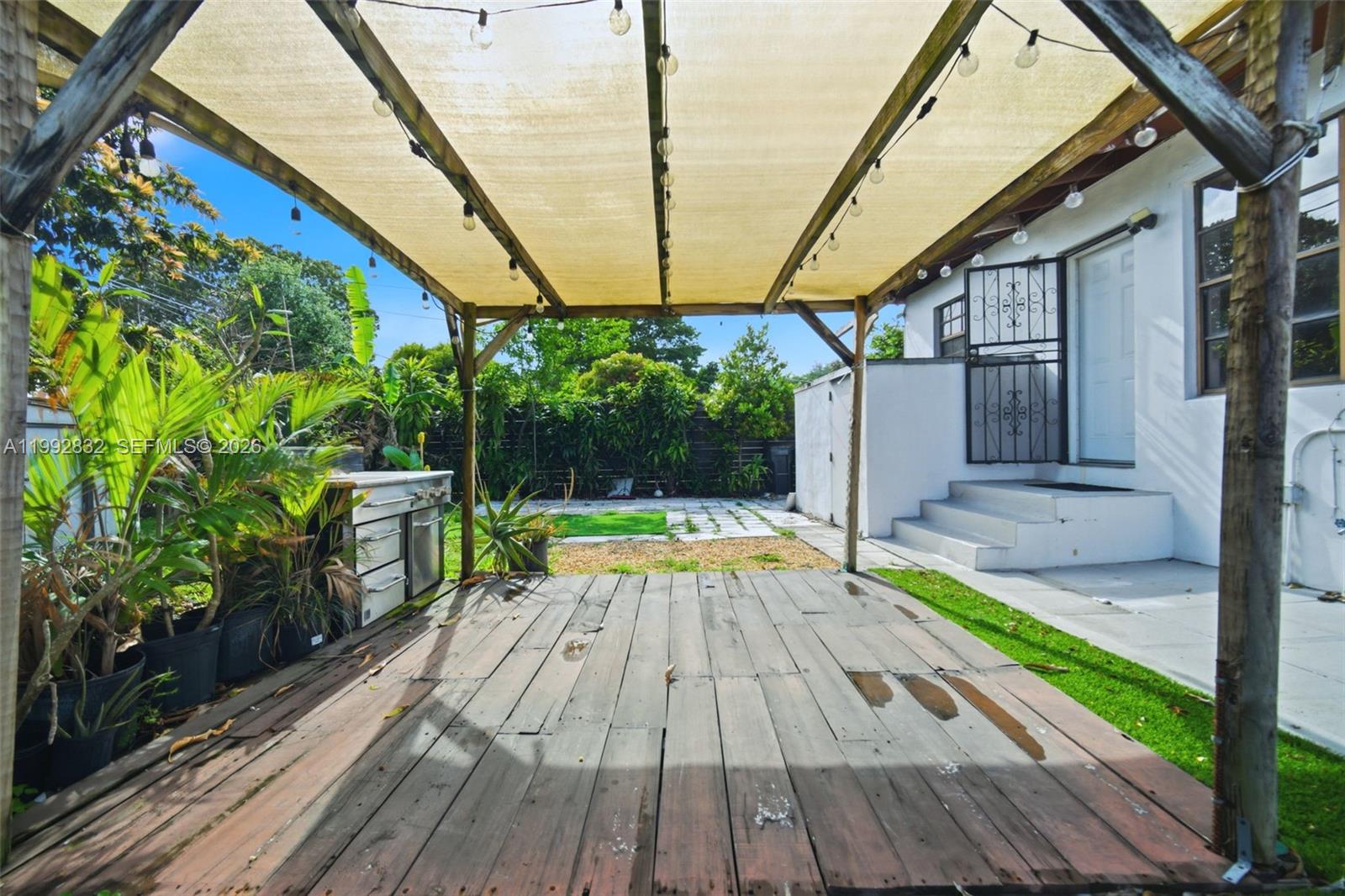 6336 Southwest 9th Street West Miami, FL 33144 - Photo 30 of 33