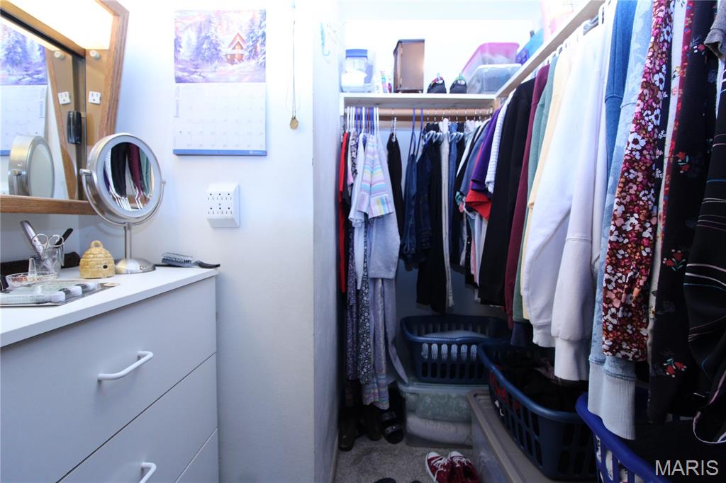 7266 MacKenzie Road St. Louis, MO 63123 - Photo 18 of 23