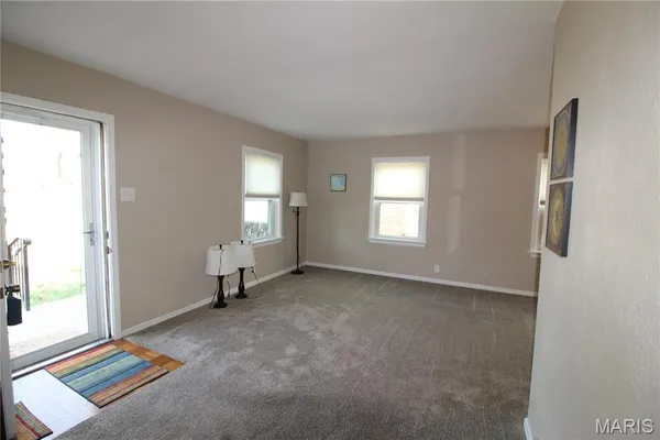 $250,000 | 7266 MacKenzie Road, St. Louis, MO 63123