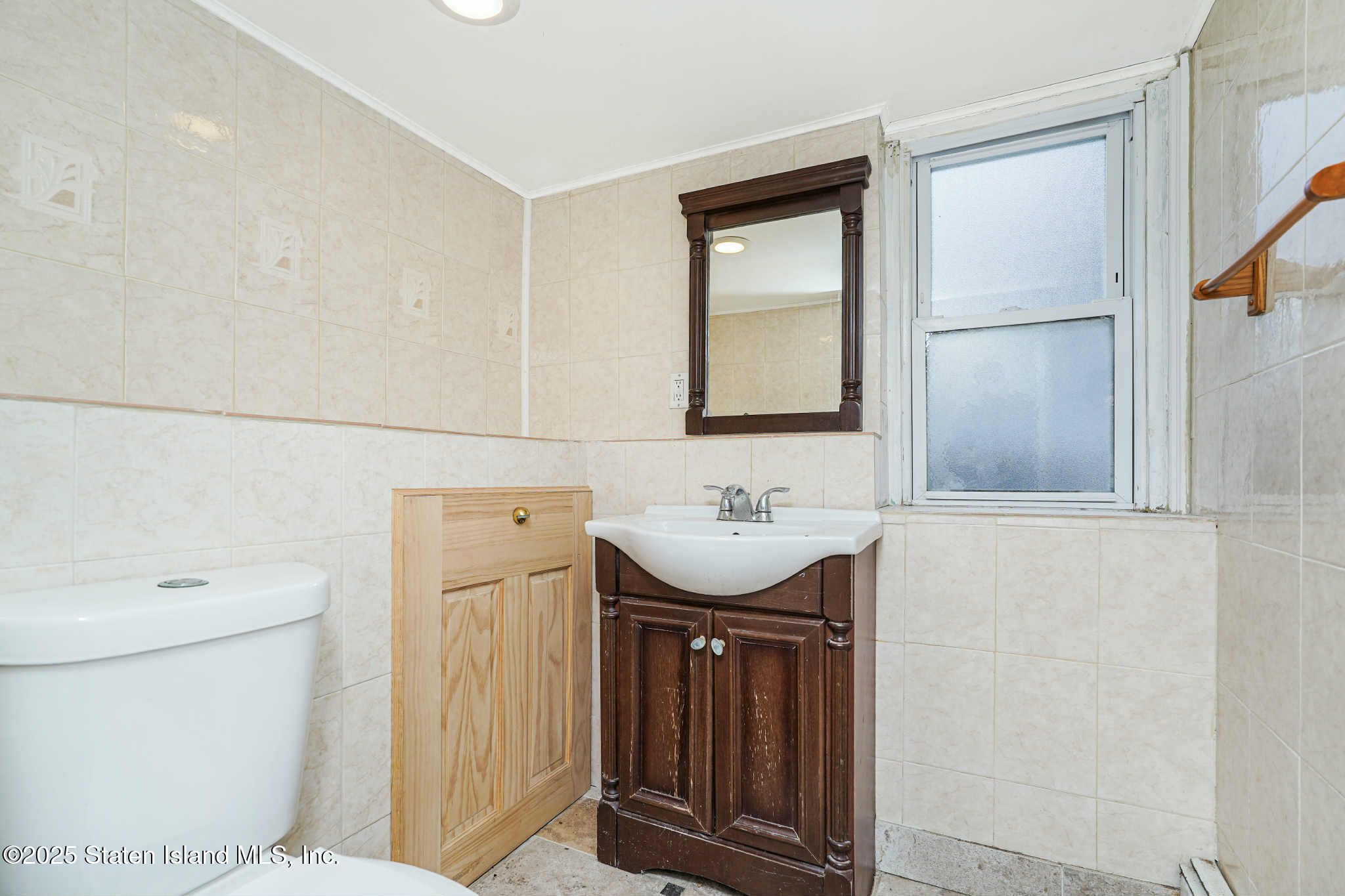 267 Gordon Street Staten Island, NY 10304 - Photo 14 of 37 gordonst23