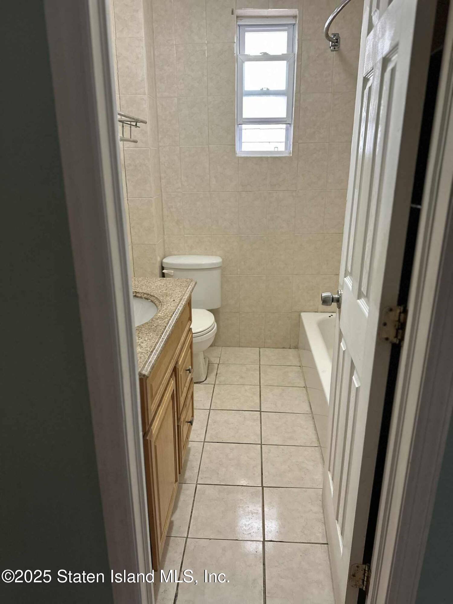 267 Gordon Street Staten Island, NY 10304 - Photo 26 of 37 Gordon15