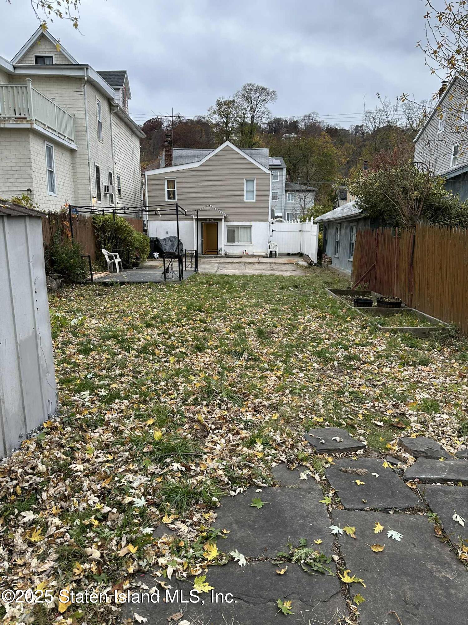 267 Gordon Street Staten Island, NY 10304 - Photo 36 of 37 a view of a house with a yard