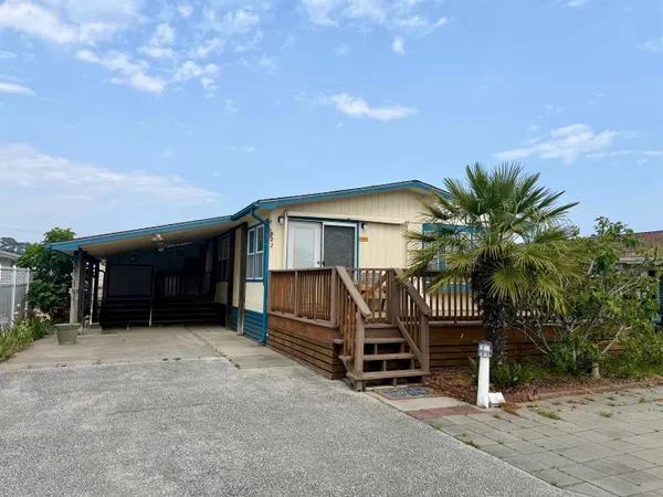 $225,000 | 422 Sandlewood, Surfside Beach, SC 29575