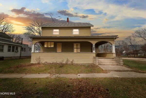 $109,000 | 300 West Stevenson Street, Gibsonburg, OH 43431