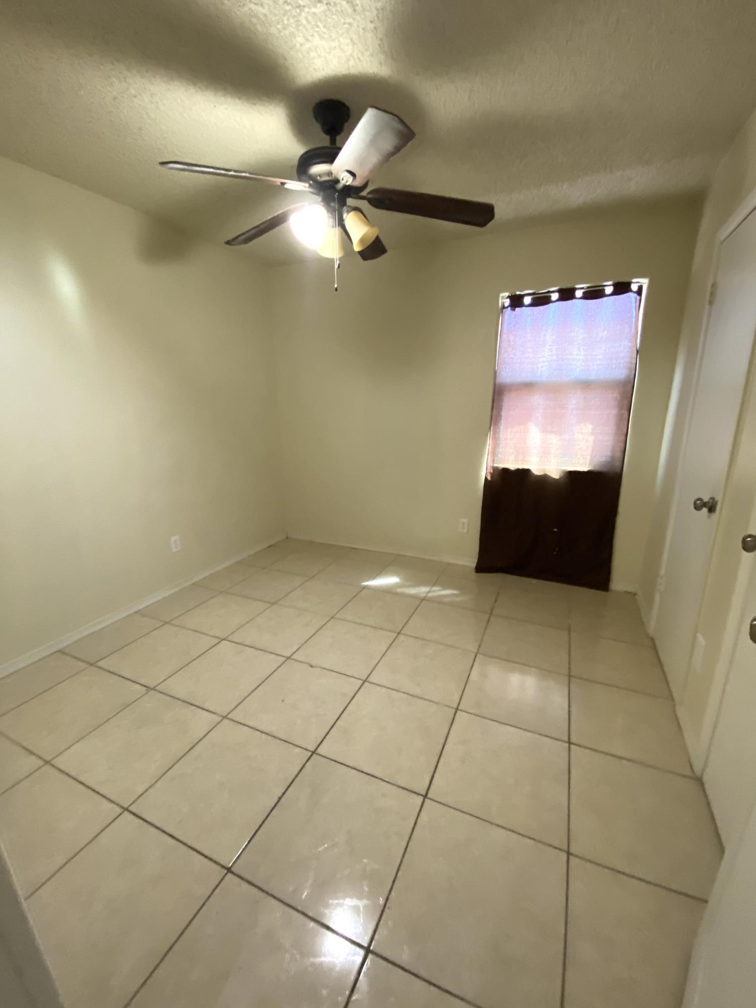 7137 West Ocotillo Road Glendale, AZ 85303 - Photo 16 of 21 IMG_9198