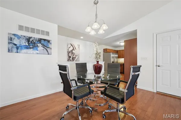 $240,000 | 12195 Mckelvey Place Drive, Bridgeton, MO 63044