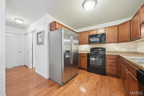 $240,000 | 12195 Mckelvey Place Drive, Bridgeton, MO 63044