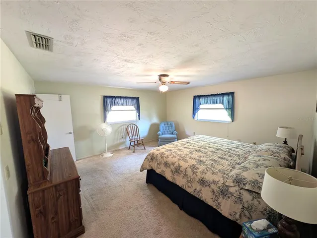 $215,000 | 400 South Washington Street, Beverly Hills, FL 34465