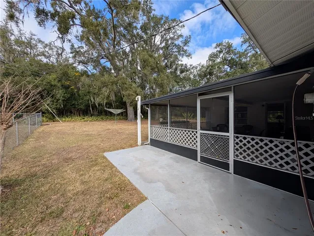 $215,000 | 400 South Washington Street, Beverly Hills, FL 34465