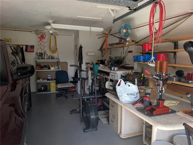 $215,000 | 400 South Washington Street, Beverly Hills, FL 34465