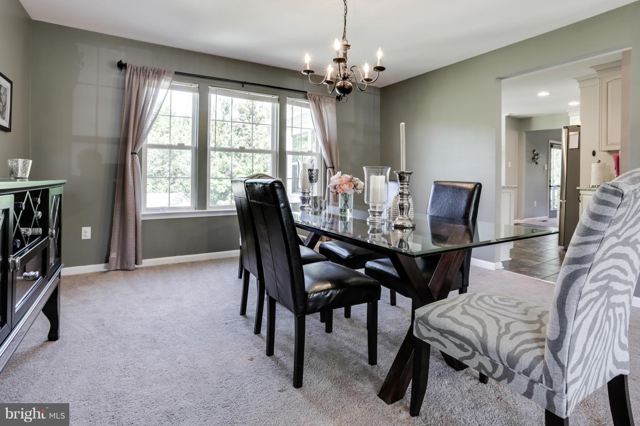4816 Ridge Road Baltimore, MD 21237 - Photo 18 of 29 Dining Room