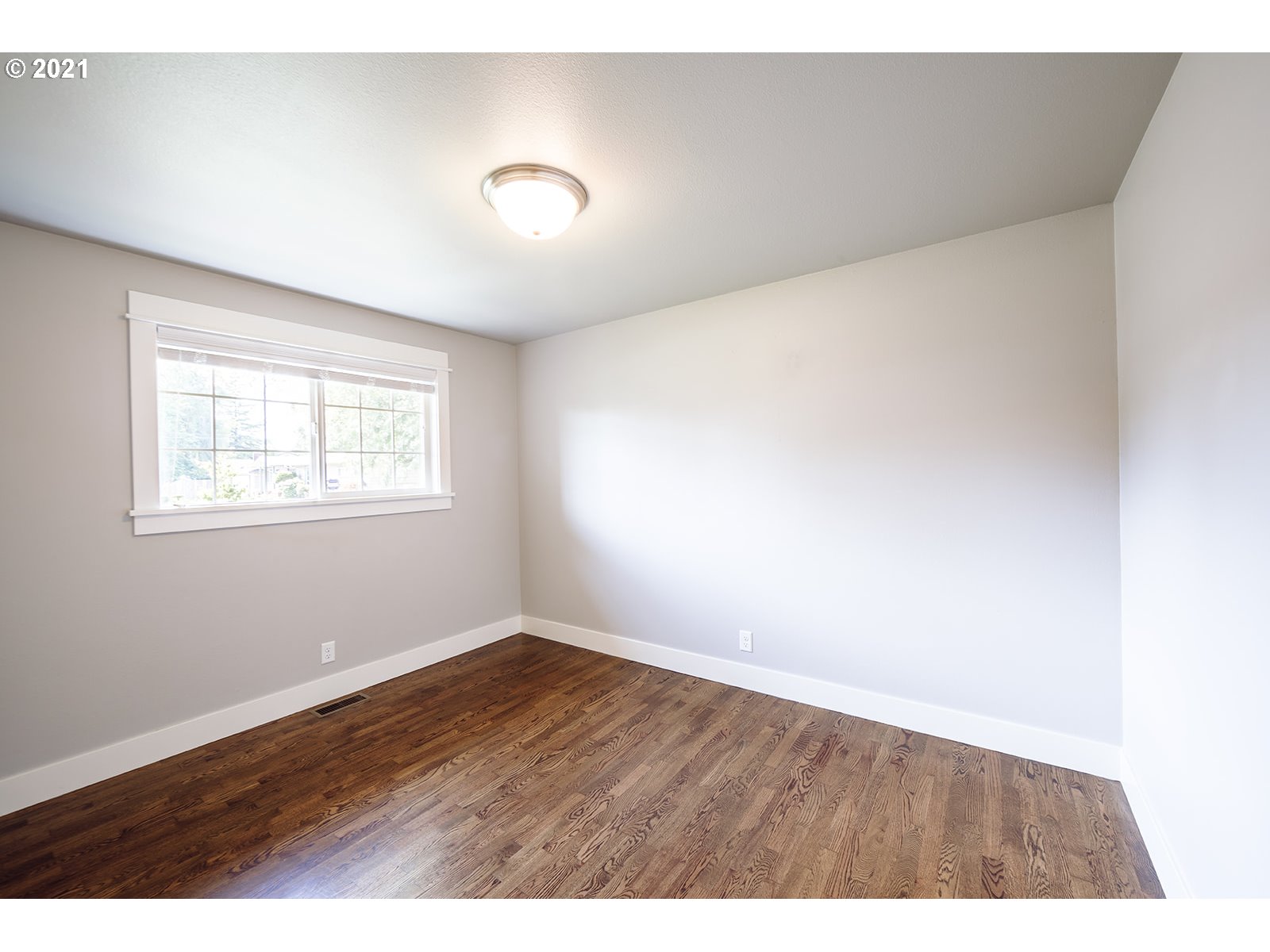 2797 3rd Street Springfield, OR 97477 - Photo 15 of 23