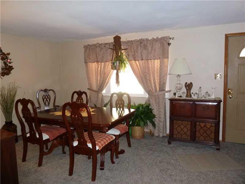 1138 Thomas Eighty Four Road Eighty Four, PA 15330 - Photo 13 of 25 Dining Room. Diningroom / Livingroom combination