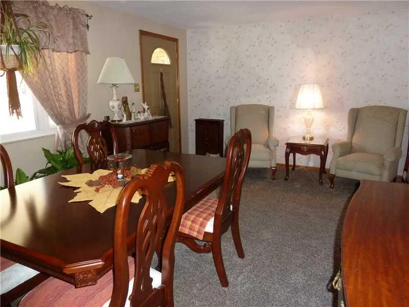 1138 Thomas Eighty Four Road Eighty Four, PA 15330 - Photo 14 of 25 Living Room. Livingroom / Diningroom Combination