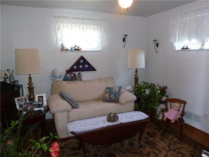 1138 Thomas Eighty Four Road Eighty Four, PA 15330 - Photo 19 of 25 Bedroom. 3rd bedroom or Den, you choose....