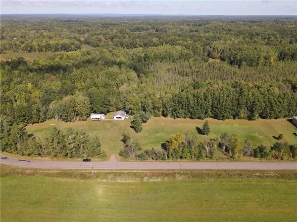 $199,000 | 30129 136th Street, New Auburn, WI 54757