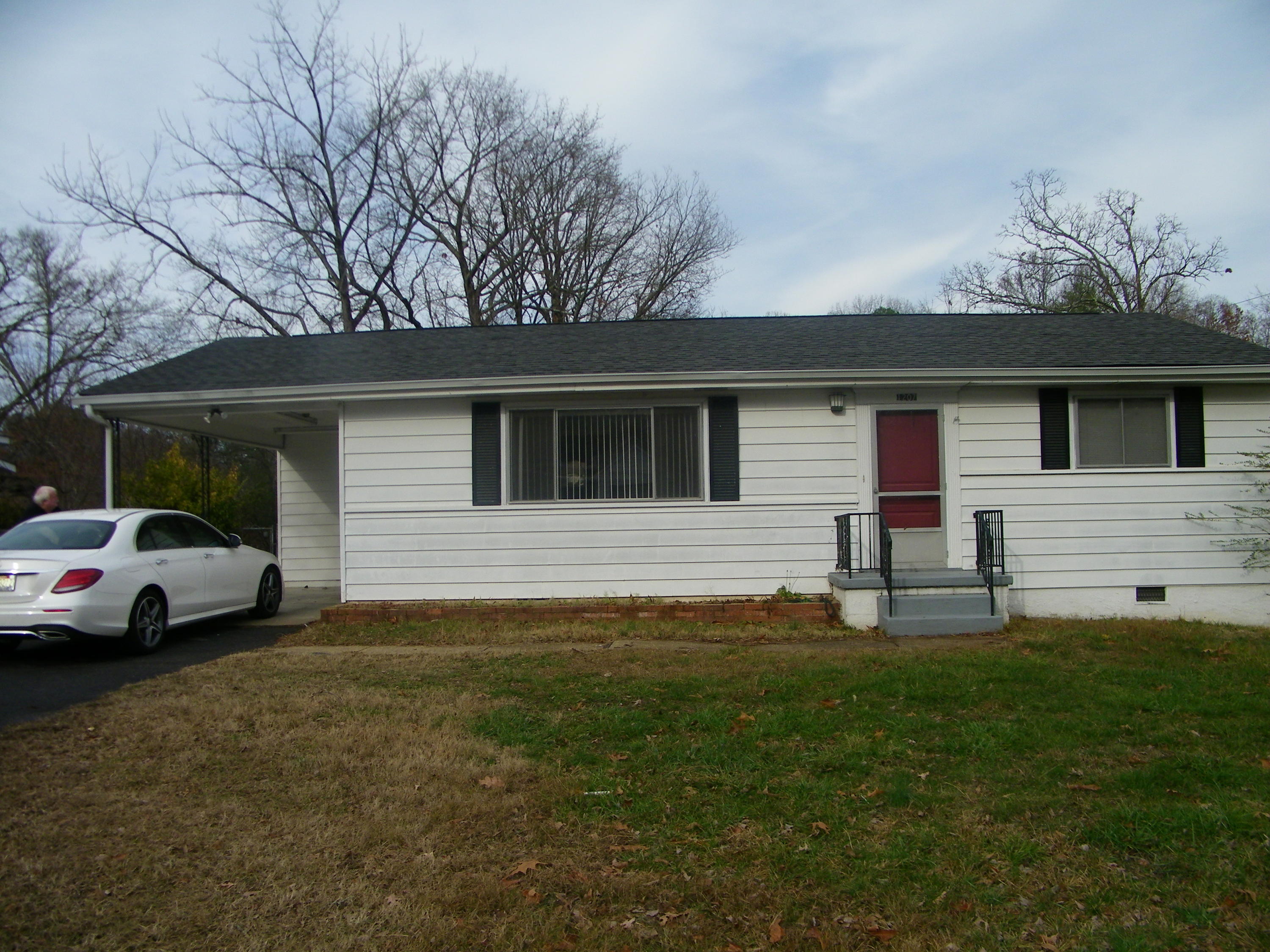 1207 John Ross Road Chattanooga, TN 37412 - Photo 10 of 13 100_6301