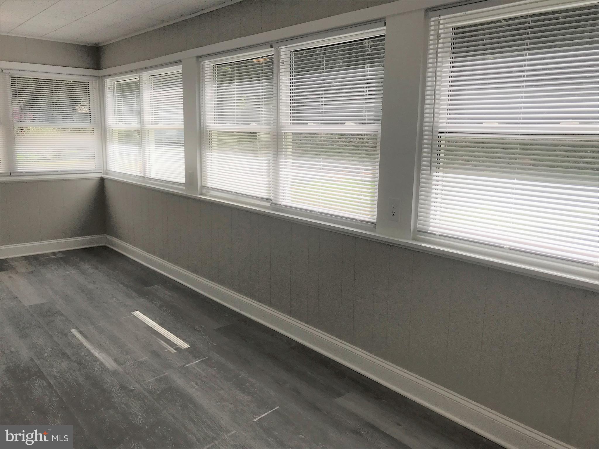 1277 Ritchie Highway, Unit A Arnold, MD 21012 - Photo 16 of 20 Sunroom