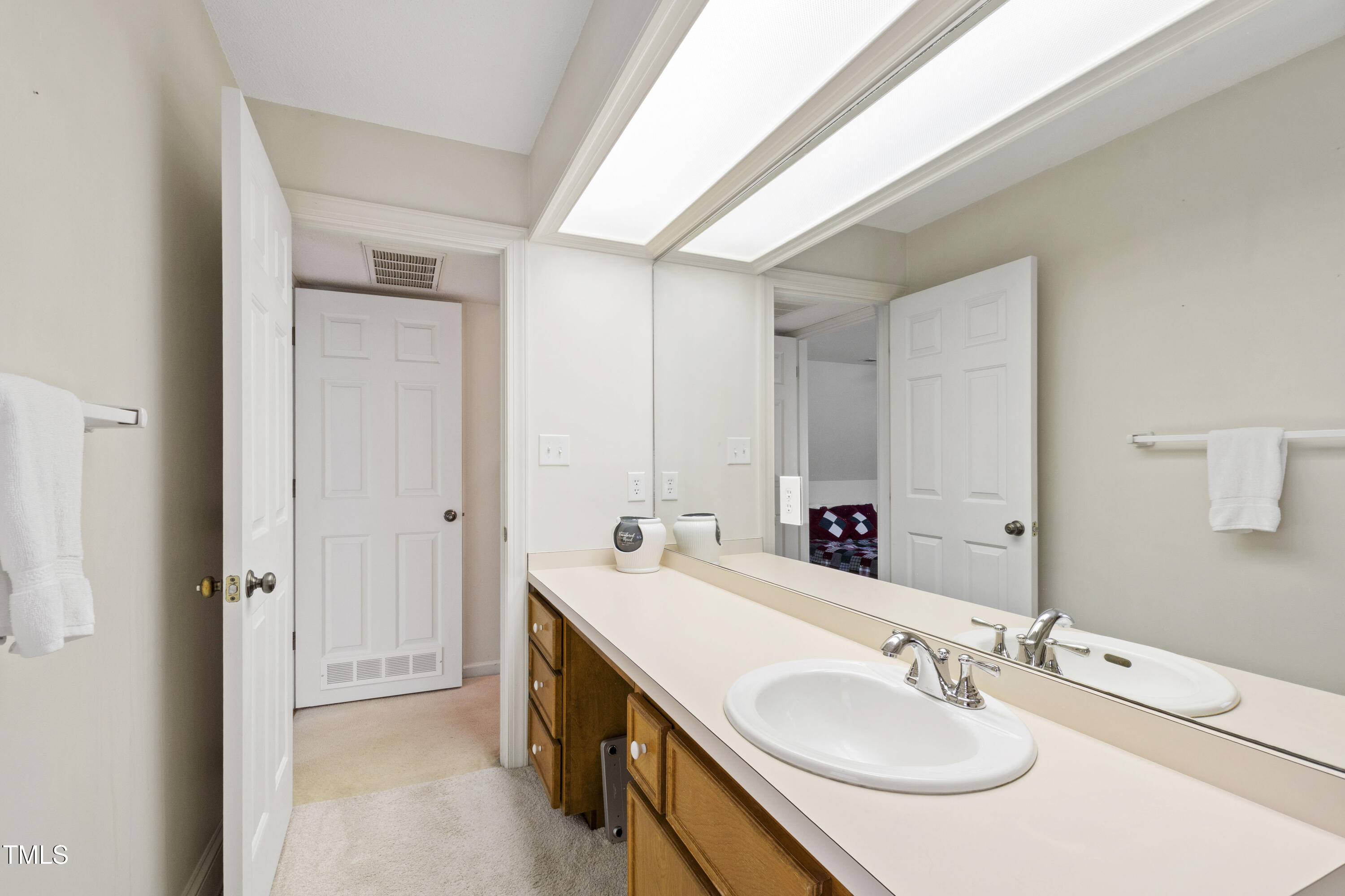 6716 Rainwater Road Raleigh, NC 27615 - Photo 30 of 46 27 Rainwater (33)